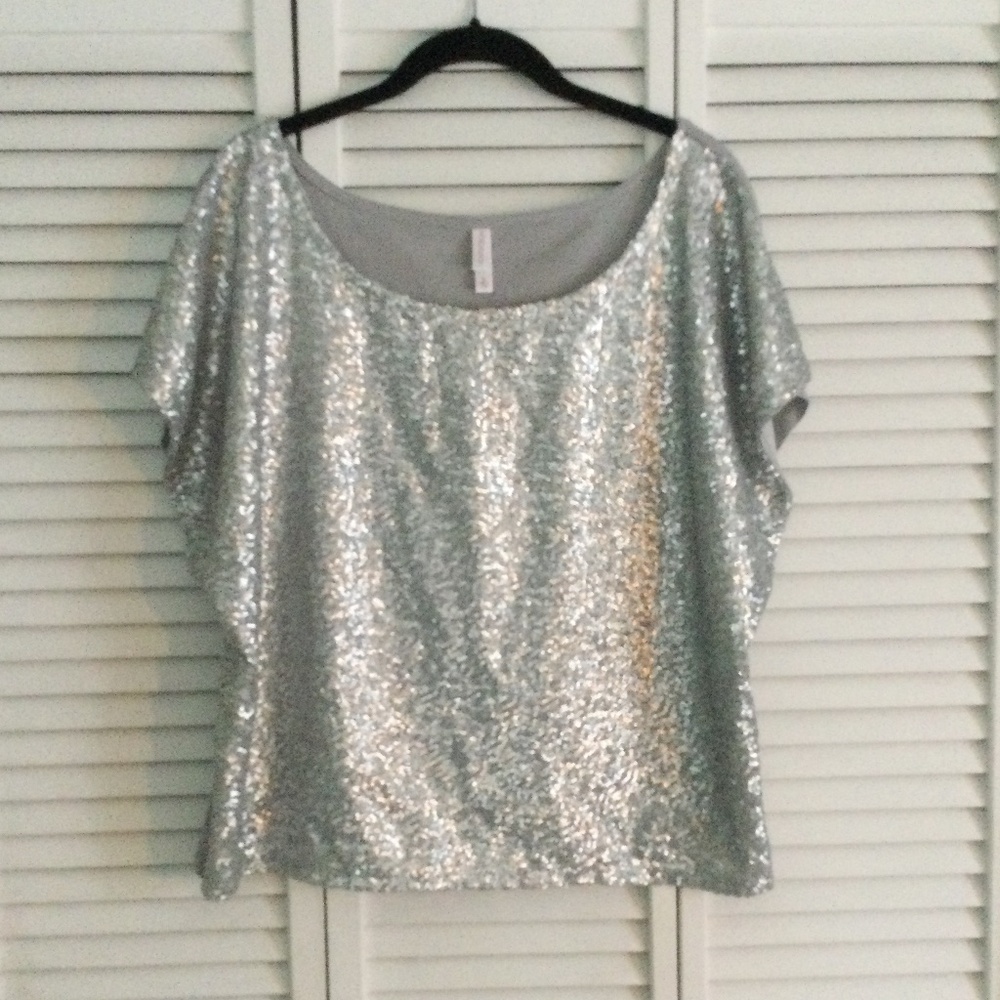 Xhilaration Silver Sequin Tee